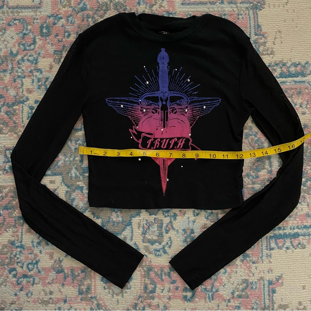Urban Outfitters black mesh sleeve Crop top - Picture 3 of 6